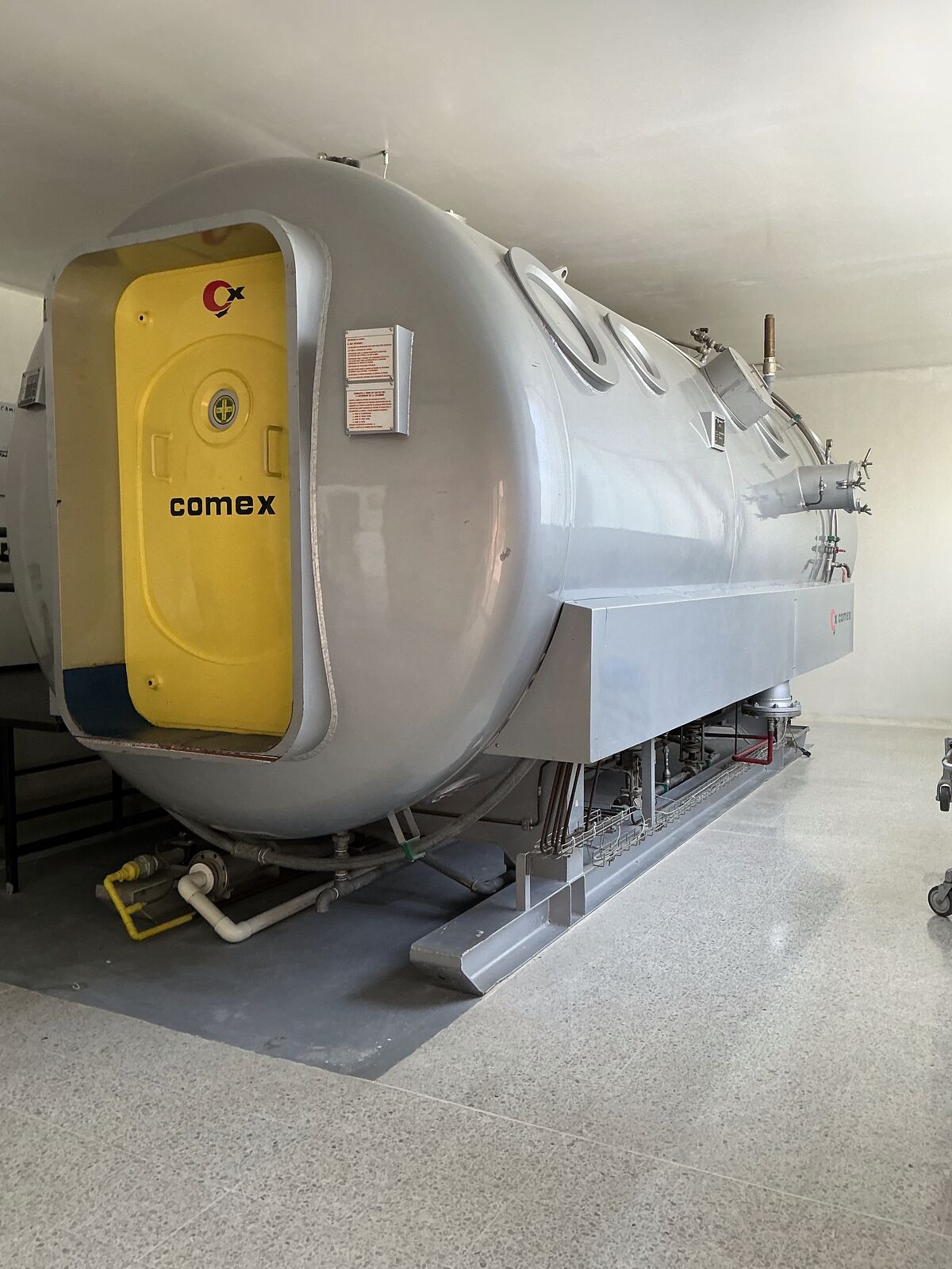 Cámara hiperbárica multiplaza Comex CSMI 2400 dual-lock